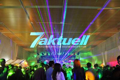 Nasse Füße bei der Apres Ski Party Urbach
