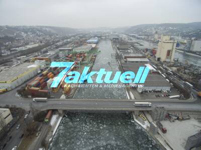 Luftbilder bei der Fahrt mit dem Eisbrecher durch den Stuttgarter Hafen