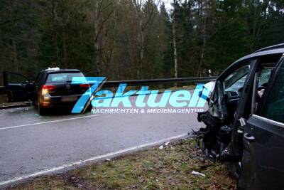 B14 bei Großerlach: Schwerer Unfall mit mehreren Verletzten