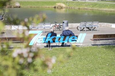 Frühling in Stuttgart - Mensch und Tier genießen die ersten wärmenden Sonnenstrahlen in Bad Cannstatt