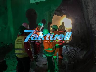 Feierlicher Tunneldurchschlag der Ersten Röhre für das Bauprojekt Stuttgart-Ulm von S21