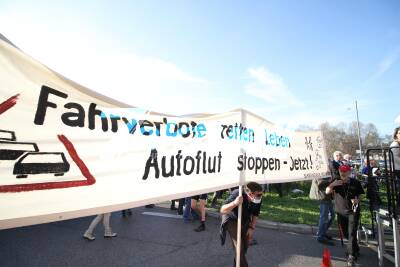 Feinstaub-Demo: Gegner wollen Hauptverkehrsstraßen lahmlegen