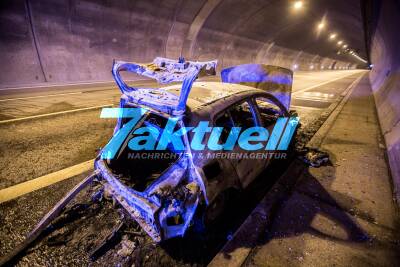 PKW-Brand im Engelbergtunnel - Vollsperrung in beide Richtungen auf der A81 - Lange Staus