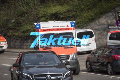 Stadtbahn im Tunnel Weinsteige entgleist, Großeinsatz und mega Chaos beginnt