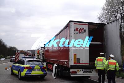BAB6: Ein Toter und zwei Verletzte bei schwerem LKW-Unfall - 2 Pferde ebenfalls betroffen