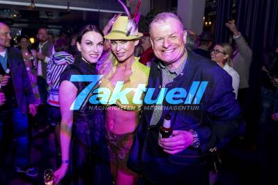 WasenWirtWarmUp Party die Nacht in Tracht im Club Schocken Stuttgart