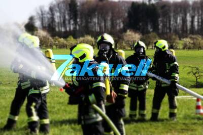 Hauptübung der Freiwilligen Feuerwehr Berglen - DRK Winnenden und Gefahrgutzug Rems-Murr im Einsatz
