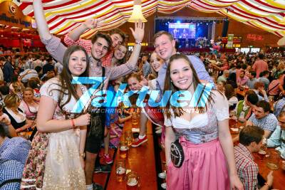 Frühlingsfest 2017:  Grandlparty am Samstag heiße Stimmung bei voller Hütte mit Frontal Party Pur