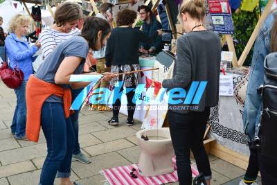 Übermorgen Markt 2017 auf dem Marienplatz in Stuttgart