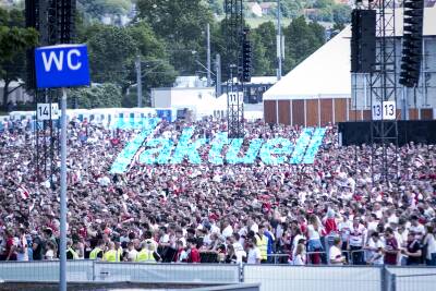 VfB-Wahnsinn auf dem Wasen - Größtes Fan-Fest aller Zeiten mit 60.000 Fans - Anreise der Fans