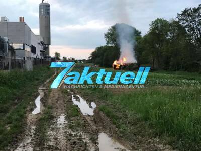 Brand in einem Strohlager und Geräteunterstand in Neuhausen mit langwierigen Löscharbeiten