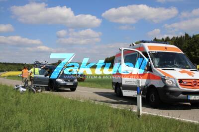 Feiertagsausflug auf Motorrad endet im Rettungshubschrauber – Motorradunfall auf einer Kreisstraße bei Sonnenbühl-Erpfingen