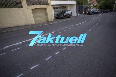 Frontalcrash zwischen Motorrad und Mercedes auf der Neuen Weinsteige
