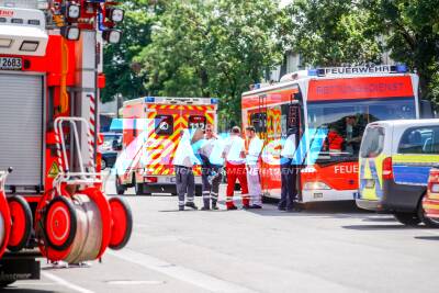 Schulsportunterricht endet mit Großeinsatz: 9 kollabierte Kinder kollabieren während Sommerhitze im Stadion Festwiese