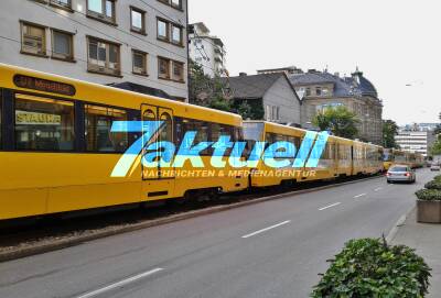 Stadtmitte - Defekte Stromabnehmer an mehreren SSB Zügen sorgen für Bahnchaos im Feierabendverkehr