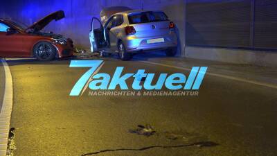 Frontal-Crash im Hengstäckertunnel, Mercedes kracht in VW-Polo, Tunnel gesperrt