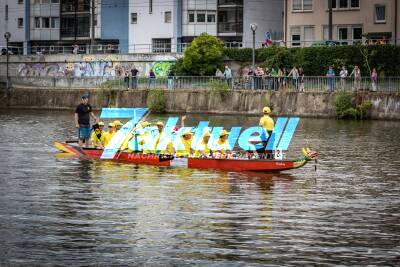 Drachenbootcuprennen und das Küblersrennen auf dem Neckar lockt zahlreiche Besucher ans Neckarufer