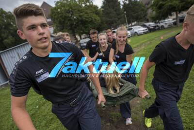 Bildupdate1: Polizei-Challenge 2017 - dreitägiges Erlebnispraktikum für Schüler/innen in der Wildermuth-Kaserne in Böblingen