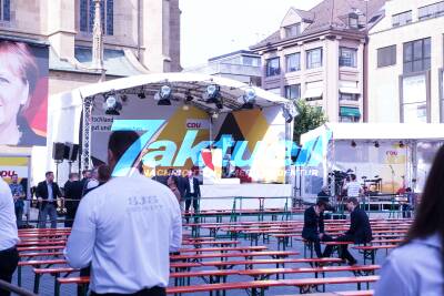 Angela Merkel spricht in Heilbronn - Wahlkampf auf dem Kiliansplatz mit dem Innenminister Thomas Strobl und den CDU Abgeordneten und Kandidaten des Kreis HN