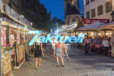 Stuttgarter Weindorf: Impressionen vom ersten Abend