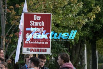 Alice Weidel - Spitzenkandidatin der AFD in Böblingen und Gegendemonstration der SPD und Linken sowie Die PARTEI