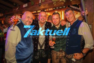 Wasengalerie aus dem Festzelt Wasenwirt mit den Partyspielagenten SpieleErfinder GameMaker