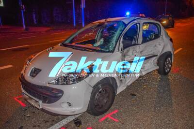 Schwerer Crash in Mannheim-Sandhofen: VW Crafter rast in Kleinwagen - Fahrer wird schwer verletzt - Ampelanlage war abgeschaltet