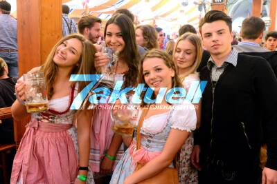 Cannstatter Wasen 2017 - Partyimpressionen vom Sa 0.10.2017 - Partystimmung mit den Partyräubern aus dem Grandls Hofbräuzelt