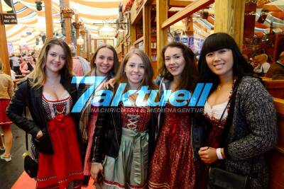 Cannstatter Wasen 2017 - Partyimpressionen vom Finale 08.10.2017 - aus dem Grandls Hofbräuzelt