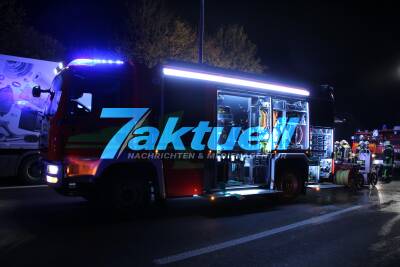 Tödlicher Unfall auf der A8 bei Kirchheim/Teck: 27-Jähriger fährt auf einen Sattelzug auf