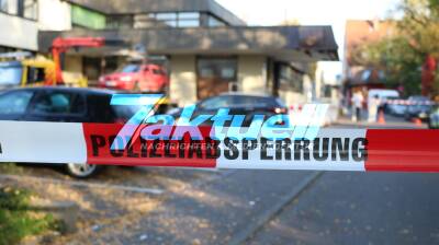 Passanten finden drei Tote in Eislinger Tiefgarage - Polizei und Spurensicherung vor Ort