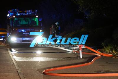Wohnungsbrand in Hilfsverein fordert Todesopfer - 3 Bewohner leicht verletzt - Offenbar Explosion