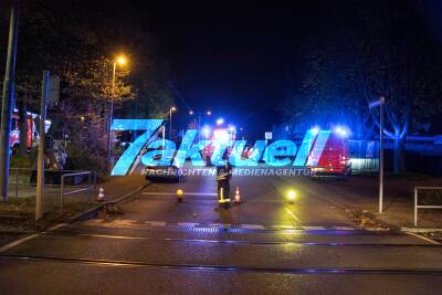 Stuttgart Giebel - Hochhausbrand - Polizei rettet schwerverletzte Person aus Brandwohnung