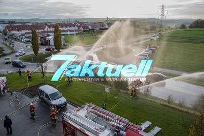 Hauptübung der Feuerwehr Holzgerlingen - Verkehrsunfall nach der Übung