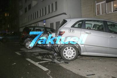 PKW beschädigt 11 parkende Fahrzeuge - 60.000 Euro Sachschaden - 1 verletzte Person