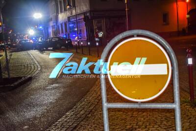 Spektakulär: Wilde Verfolgungsjad der Polizei endet in schwerem Frontalcrash - Festnahme und Grosseinsatz - Unfallgegner schwer eingeklemmt