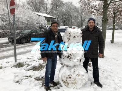 Stuttgarter bauen Schneemänner, Schneemann Impressionen aus Möhringen, Degerloch und Sillenbuch