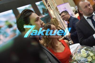 Bachelor-Paar Kristina Yantsen und Daniel Völz zu Gast auf Hochzeit-& Event-Messe in Schwäbisch Gmünd