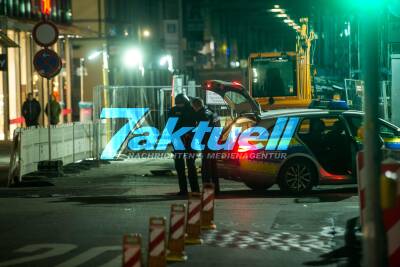 Offenbar Handgranaten-Attrappe wird in einem Lokal am Esslinger Bahnhof gefunden - Polizei sperrt großräumig ab