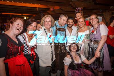 Frühlingsfest: SWR3 Party im Wasenwirt-Festzelt