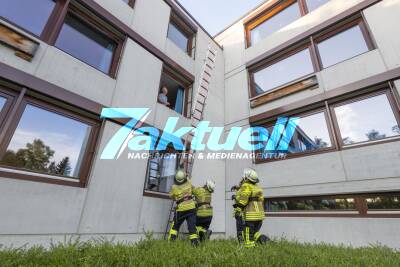 Geprobt um Leben zu retten - Unser Fotograf auf Einsatz mit der Feuerwehr