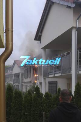 Brand in Altenheim in Frickenhausen - Einsatzkräfte aus dem ganzen Landkreis sind im Großeinsatz - mehrere Verletzte