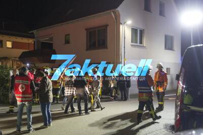 Brand in Altenheim in Frickenhausen - Einsatzkräfte aus dem ganzen Landkreis sind im Großeinsatz - mehrere Verletzte