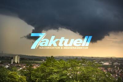 Panoramabilder von der spektakulären Gewitterzelle über Stuttgart