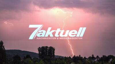 Beeindruckendes Blitzspektakel am Nachthimmel: Mehrere Blitzeinschläge im Kreis Karlsruhe