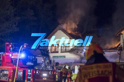 Schützenhaus Flacht in Vollbrand - über 100 Einsatzkräfte, halbe Million euro Schaden