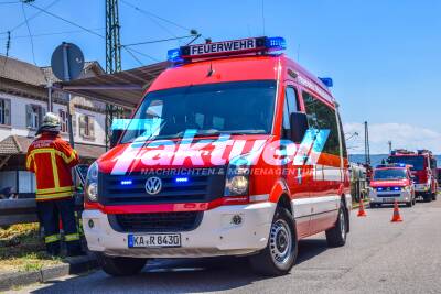 Grosse Bahnübung am Bahnhof Ettlingen: Strassenbahn kracht in Arbeitszug - Mehrere Verletzte