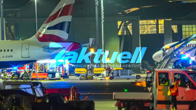 Flughafengroßalarm: Brand mit Rauchentwicklung an Flugzeug in Parkposition an den Terminals - Flugnummer G-EUPR
