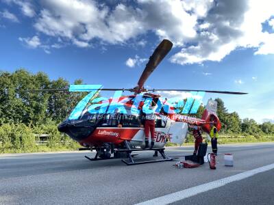 Heliwerkstatt auf der A2: An Christoph Dortmund war eine Ölleitung locker - Servicetechniker repariert den Hubschrauber noch vor Ort