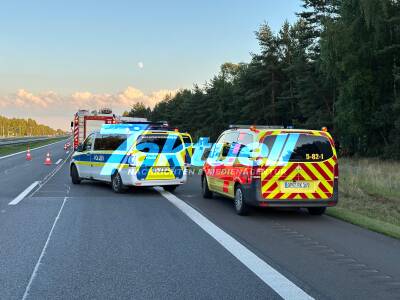 Kroatische Nationaltrainer auf Autobahnspaziergang (zum EM-Quartier) an Unfallstelle von Polizei weggeschickt - während: 3 Tote bei Horror Crash auf A24 - Über 6 Stunden voll gesperrt